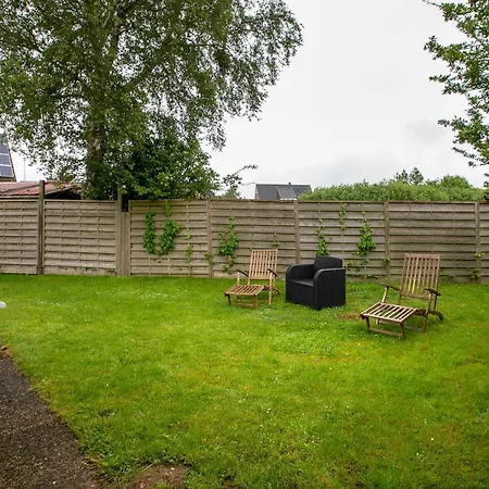Haushaelfte Am Suederhafen Holiday home *